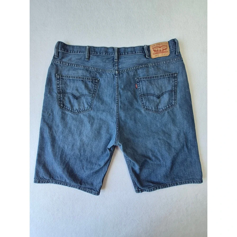 Levis Mens Denim Jean Shorts Medium Wash Blue 5 Pocket Casual Size 42